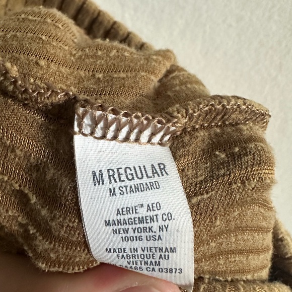 Aerie Tan Ribbed Velour Flare Corduroy Pants size Medium EUC - Picture 7 of 7